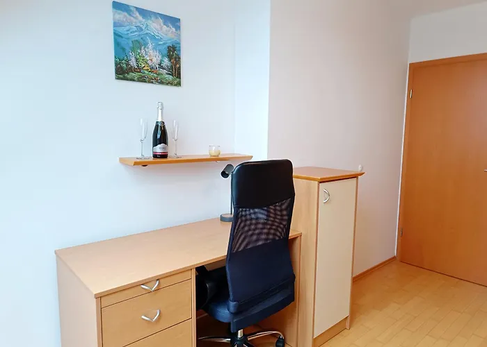 Orchid Room For 2, Skylight Room For 2